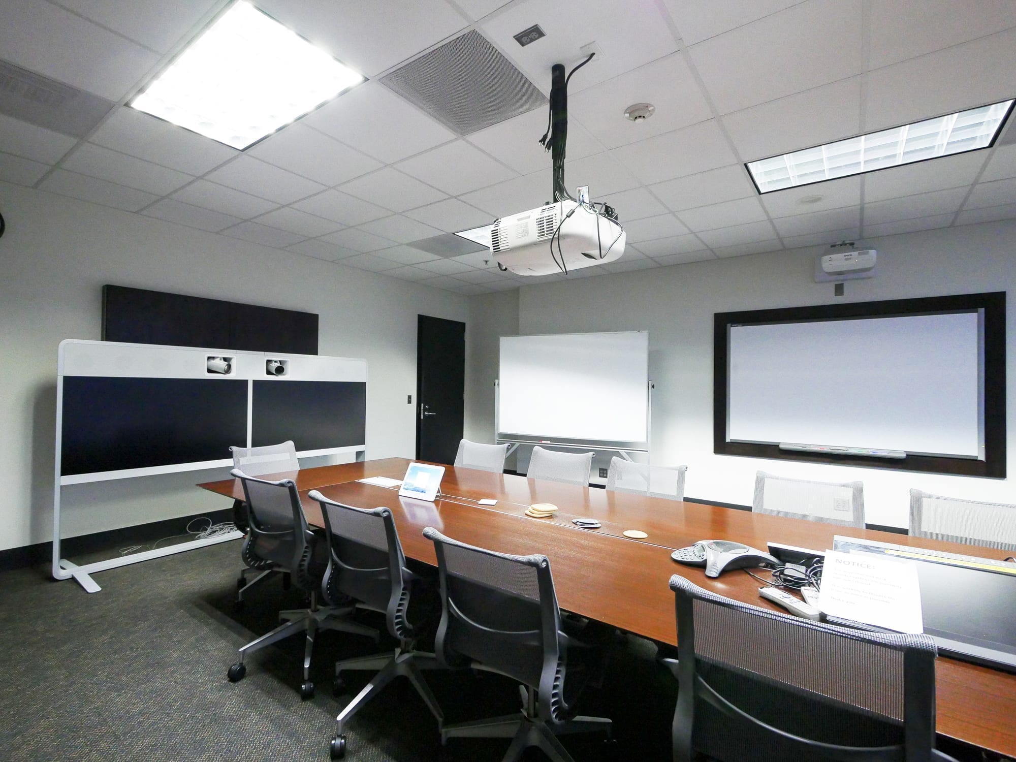 metro-conference-room-before2